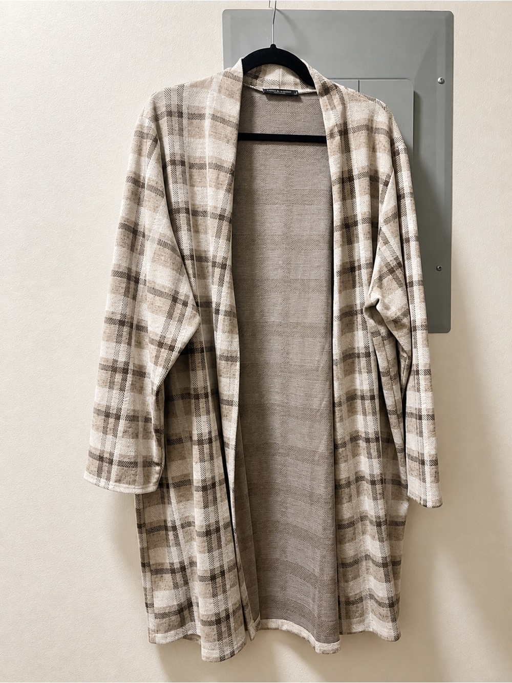 Chris & Carol Beige and Tan Plaid Open-Front Cardigan